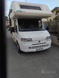 Camper mansardato