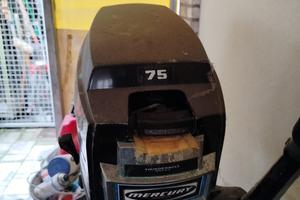 Motore barca fuoribordo