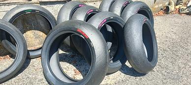 Pirelli e Dunlop sbk