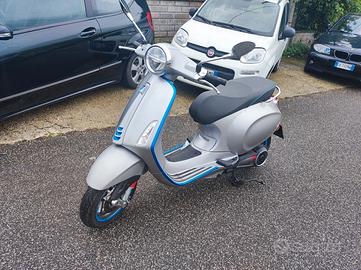 PIAGGIO VESPA PURE ELETTRIC 70KM/H