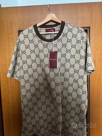 T-shirt gucci