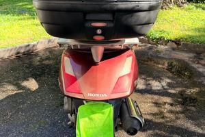 Honda pantheon