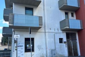 Intero stabile uso ufficio