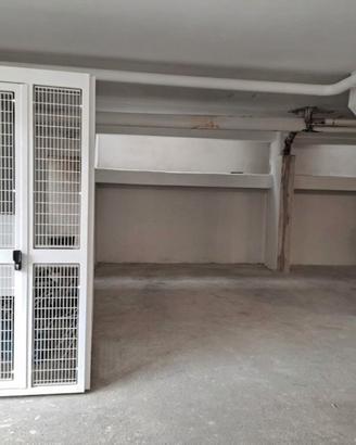 Posto Auto CASSIA ristrutturato con cancello 17.90