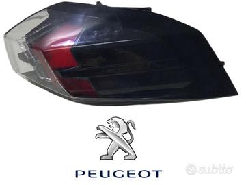 STOP FANALE POSTERIORE DESTRO PEUGEOT 2008 Serie 2
