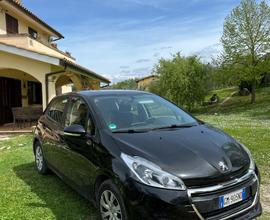 Peugeut 208 2017