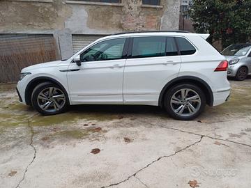 Volkswagen Tiguan 2.0 TDI 150 CV SCR DSG 4MOTION R