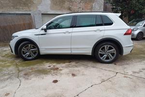 Volkswagen Tiguan 2.0 TDI 150 CV SCR DSG 4MOTION R