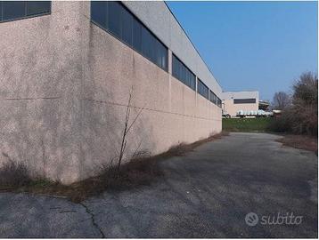 Capannone macchiareddu 1000 mq + piazzale 1000 mq