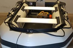 gommone pari a nuovo