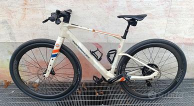 Gravel in Carbonio Mondraker Dusty  Unlimited Gulf