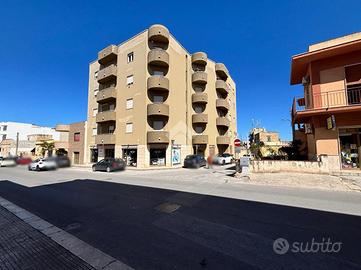 4 LOCALI A MARSALA