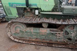 Trattore cingolato tipo montagna