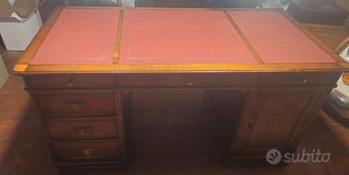 scrivania da ufficio