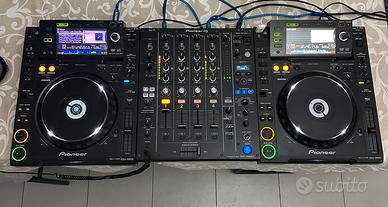 Cdj 2000