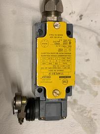 CEMA 114FCB11F interruttore di fine corsa 