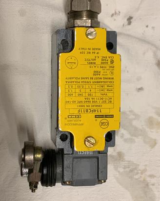 CEMA 114FCB11F interruttore di fine corsa 