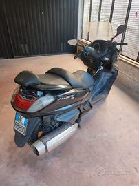 Scooter Majesty 400
