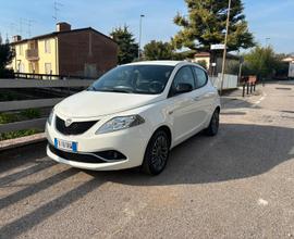 Lancia Ypsilon 1.2 Gold 69cv