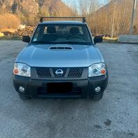 Nissan pick-up