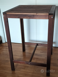TAVOLO ALTO DI LEGNO e SGABELLI ALTI NUOVI
