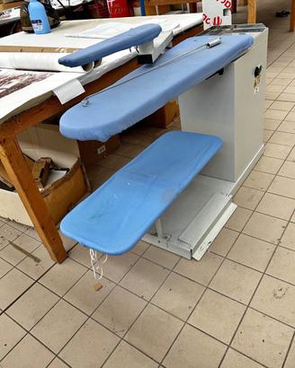 Ferro da stiro industriale con braccetto