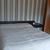 Letto matrimoniale in Noce