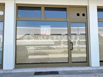 Locale commerciale a Porcia