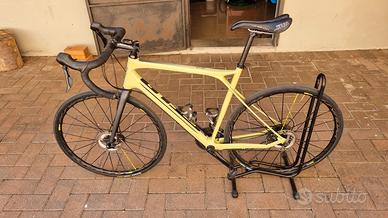 GT Grade gravel full carbon tg.56