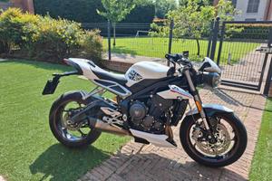 Triumph Street Triple