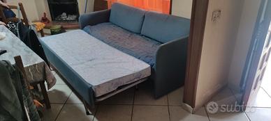 Divano/Letto con 3 Posti/Sedute Color Blu.