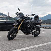 Aprilia Dorsoduro 1200