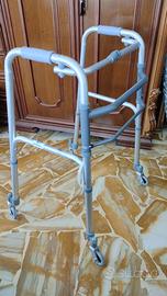 deambulatore per anziani