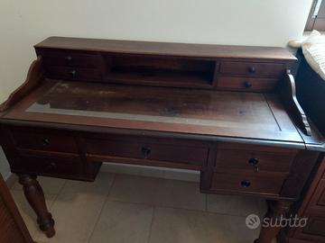 mobili antiquariato 