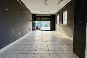 LABORATORIO A MOSCIANO SANT'ANGELO