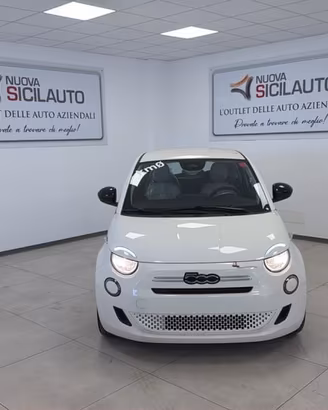 FIAT 500 Hybrid Hybrid Icon