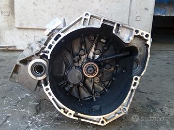 CAMBIO MANUALE COMPLETO NISSAN Juke Serie F15 HRA2