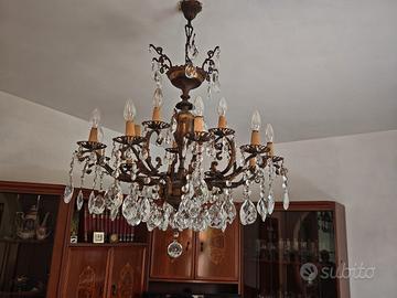 lampadari e mobile soggiorno 