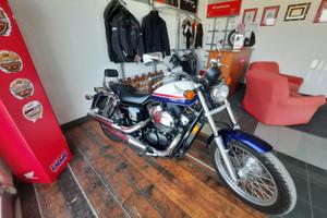 Honda Vt 750S