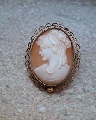Spilla con cameo