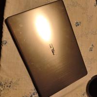 Notebook Asus i5 7200u 8GB Ram 256GB SSD