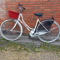 bici donna ruote da 28 