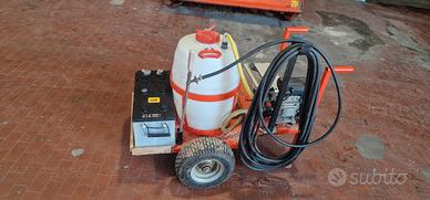 Pompa irroratrice  trattamenti,  12v + elettrica 