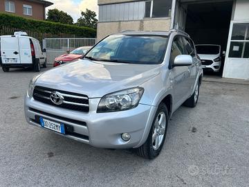 Toyota RAV 4 RAV4 2.2 D-4D 177 CV Luxury