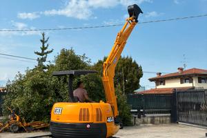 E89 Mini escavatore 40 q IHI 40 JX girosagoma