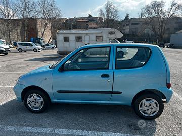 Fiat 600 anno 2003-ok neopatentati