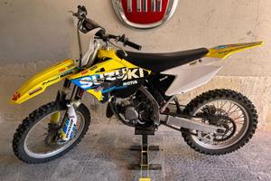 Suzuki RM 125 - 2010