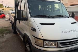 IVECO DAILY 3.0 7 POSTI RIBALTABILE TRILATERALE