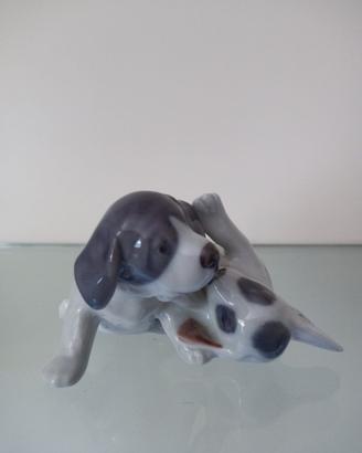 ROYAL COPENHAGEN CUCCIOLI CHE GIOCANO