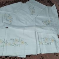 lenzuolo matrimoniale ricamato